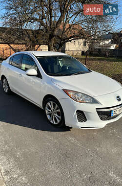 Седан Mazda 3 2011 в Днепре