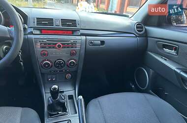 Седан Mazda 3 2008 в Харкові