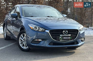 Седан Mazda 3 2017 в Києві