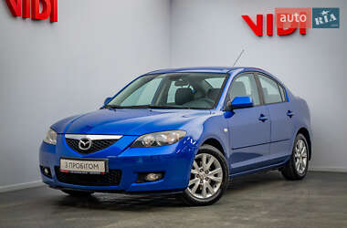 Седан Mazda 3 2006 в Киеве