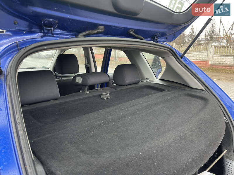 Хэтчбек Mazda 3 2006 в Ивано-Франковске