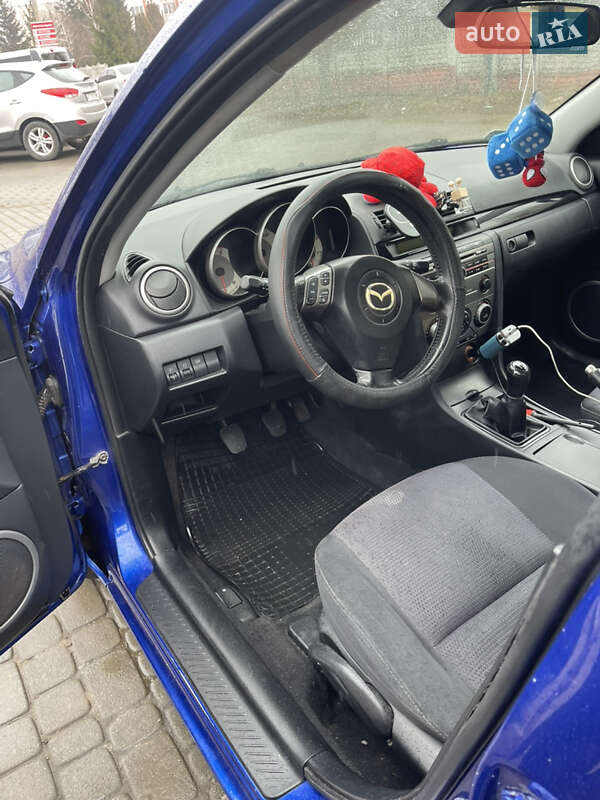 Хэтчбек Mazda 3 2006 в Ивано-Франковске