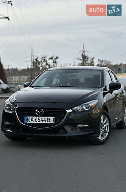 Седан Mazda 3 2017 в Києві