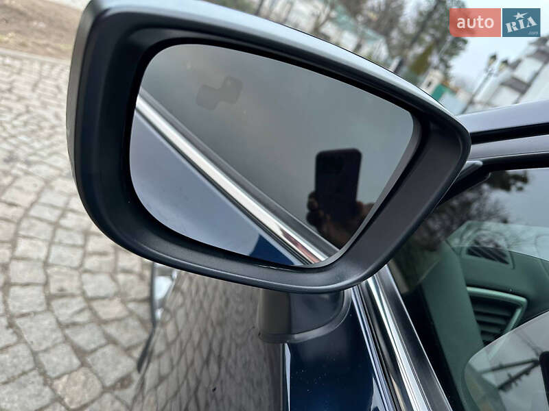 Седан Mazda 3 2016 в Новомосковске фото 23 Седан Mazda 3 2016 в Новомосковске