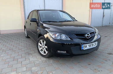 Хетчбек Mazda 3 2007 в Сарнах