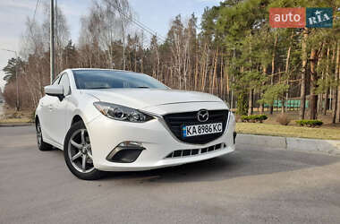 Седан Mazda 3 2014 в Киеве