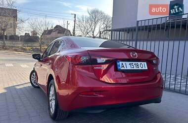 Седан Mazda 3 2016 в 