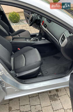 Седан Mazda 3 2016 в 