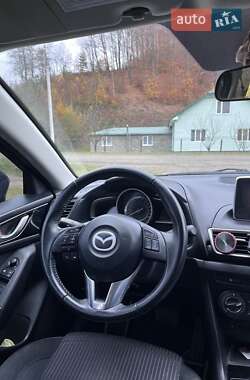 Седан Mazda 3 2014 в 