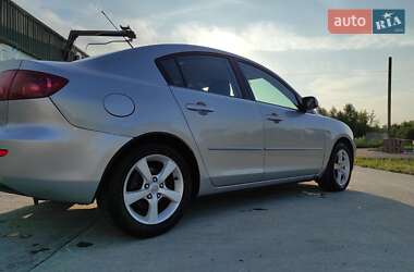 Седан Mazda 3 2005 в Шепетівці