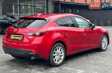 Хэтчбек Mazda 3 2015 в 