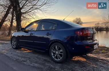 Седан Mazda 3 2004 в 
