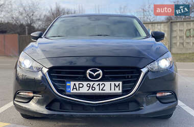 Седан Mazda 3 2017 в 