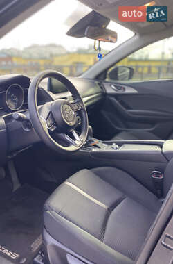 Седан Mazda 3 2017 в 