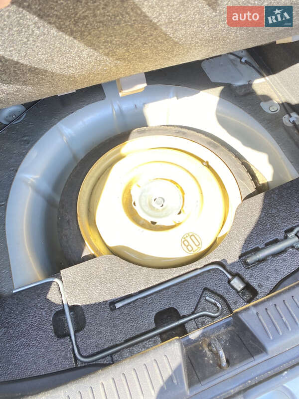 Хетчбек Mazda 3 2008 в Івано-Франківську