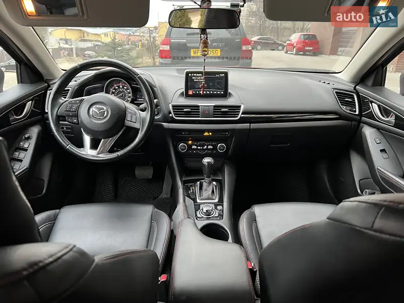 Mazda 3 2015