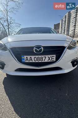 Седан Mazda 3 2015 в 
