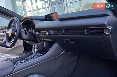 Седан Mazda 3 2019 в Тернополі