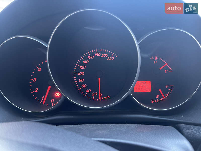 Хэтчбек Mazda 3 2004 в Рени