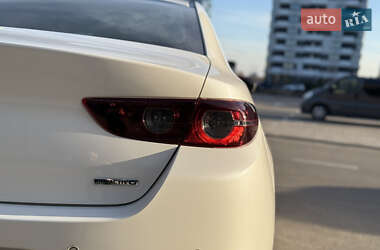 Седан Mazda 3 2019 в 
