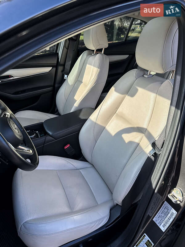 Седан Mazda 3 2020 в Києві