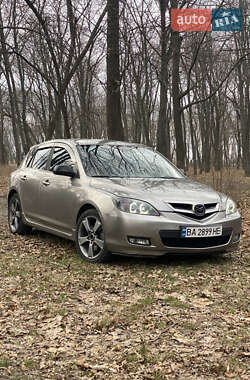 Хэтчбек Mazda 3 2004 в 