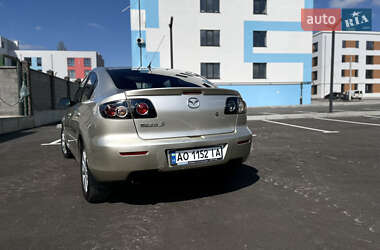 Седан Mazda 3 2006 в 