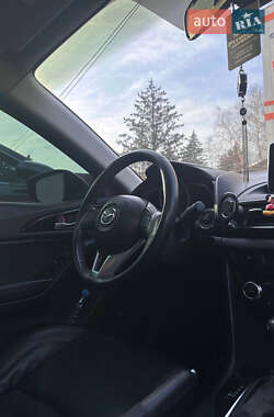 Седан Mazda 3 2014 в 