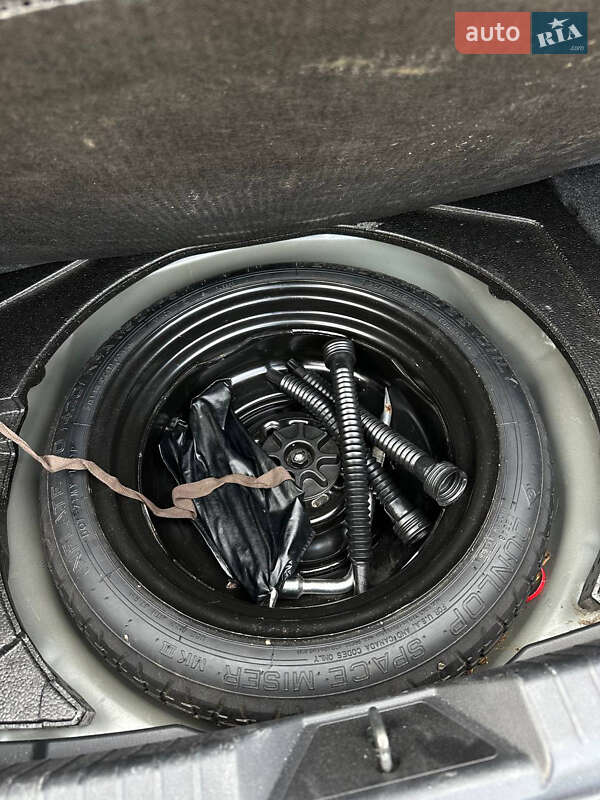 Седан Mazda 3 2015 в Днепре
