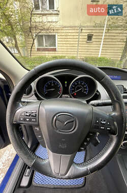 Седан Mazda 3 2012 в Одессе