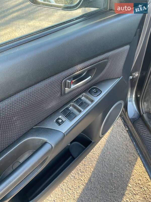 Хэтчбек Mazda 3 2007 в Владимире