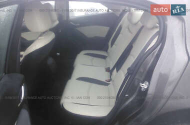 Седан Mazda 3 2014 в 