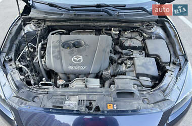 Хэтчбек Mazda 3 2016 в 