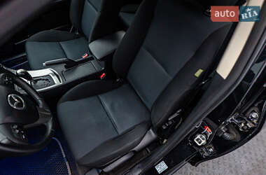 Седан Mazda 3 2010 в 