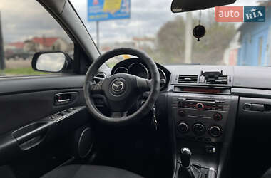 Хетчбек Mazda 3 2006 в 