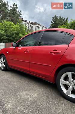 Седан Mazda 3 2005 в 