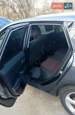 Хэтчбек Mazda 3 2006 в 
