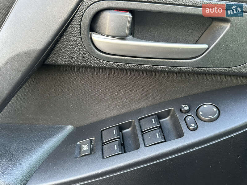 Хэтчбек Mazda 3 2009 в Киеве фото 18 Хэтчбек Mazda 3 2009 в Киеве