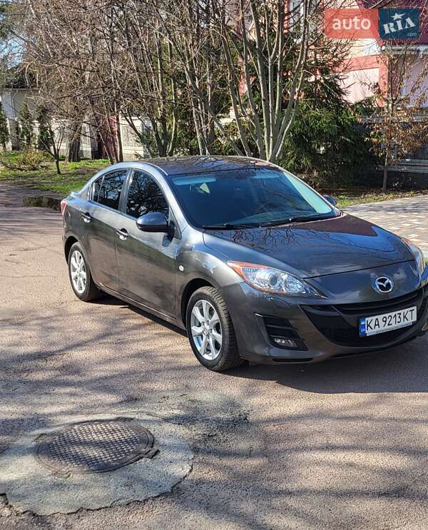 Mazda 3 2011