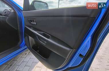 Седан Mazda 3 2006 в 