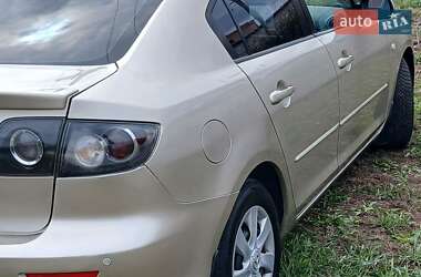 Седан Mazda 3 2007 в 