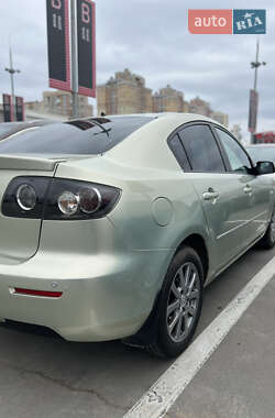 Седан Mazda 3 2008 в 