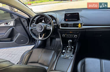 Хэтчбек Mazda 3 2018 в 