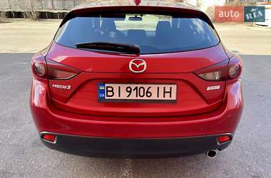 Хэтчбек Mazda 3 2013 в 