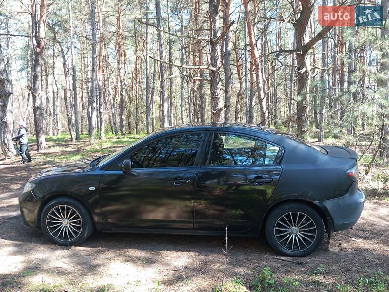 Седан Mazda 3 2006 в Запорожье