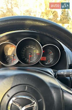 Хетчбек Mazda 3 2004 в 