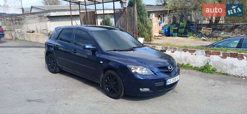 Хэтчбек Mazda 3 2008 в Днепре