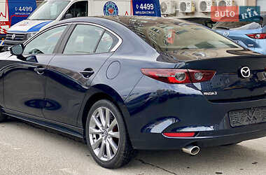 Седан Mazda 3 2021 в 