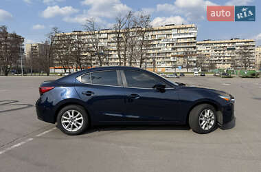 Седан Mazda 3 2017 в 