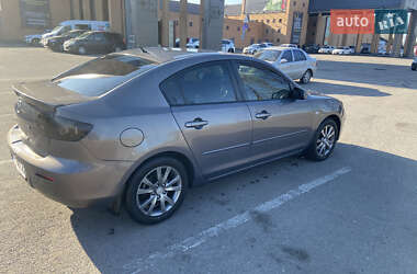 Седан Mazda 3 2007 в 